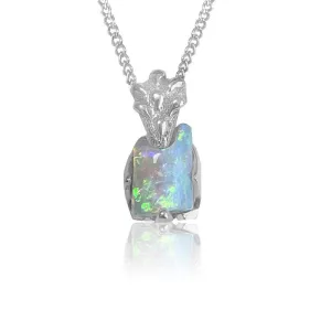 18kt White Gold Shell Crystal Opal pendant