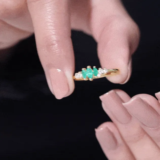 3/4 CT Marquise Cut Emerald Cluster Ring with Diamond