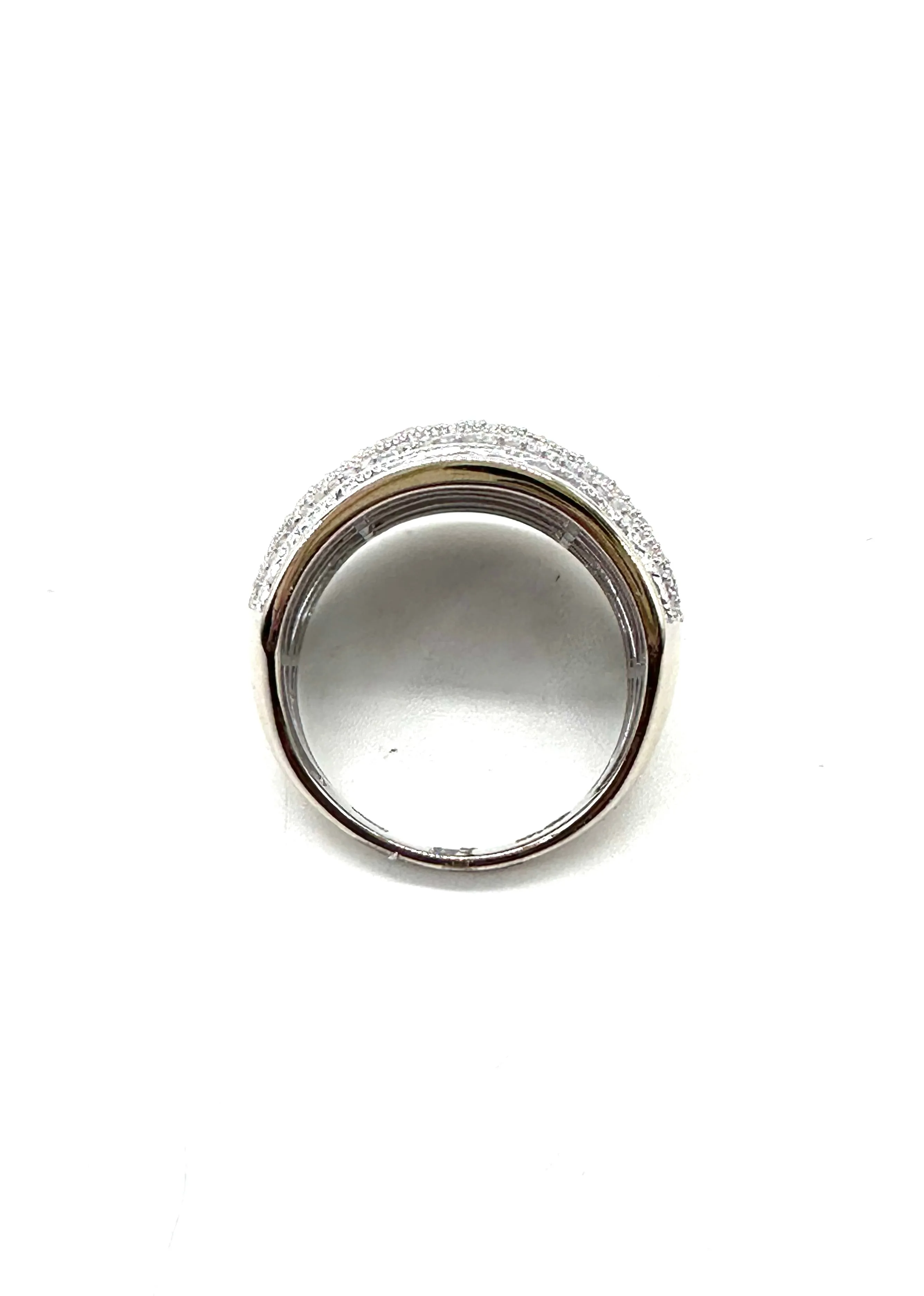 Alternating diamond baguette and round stone dome ring