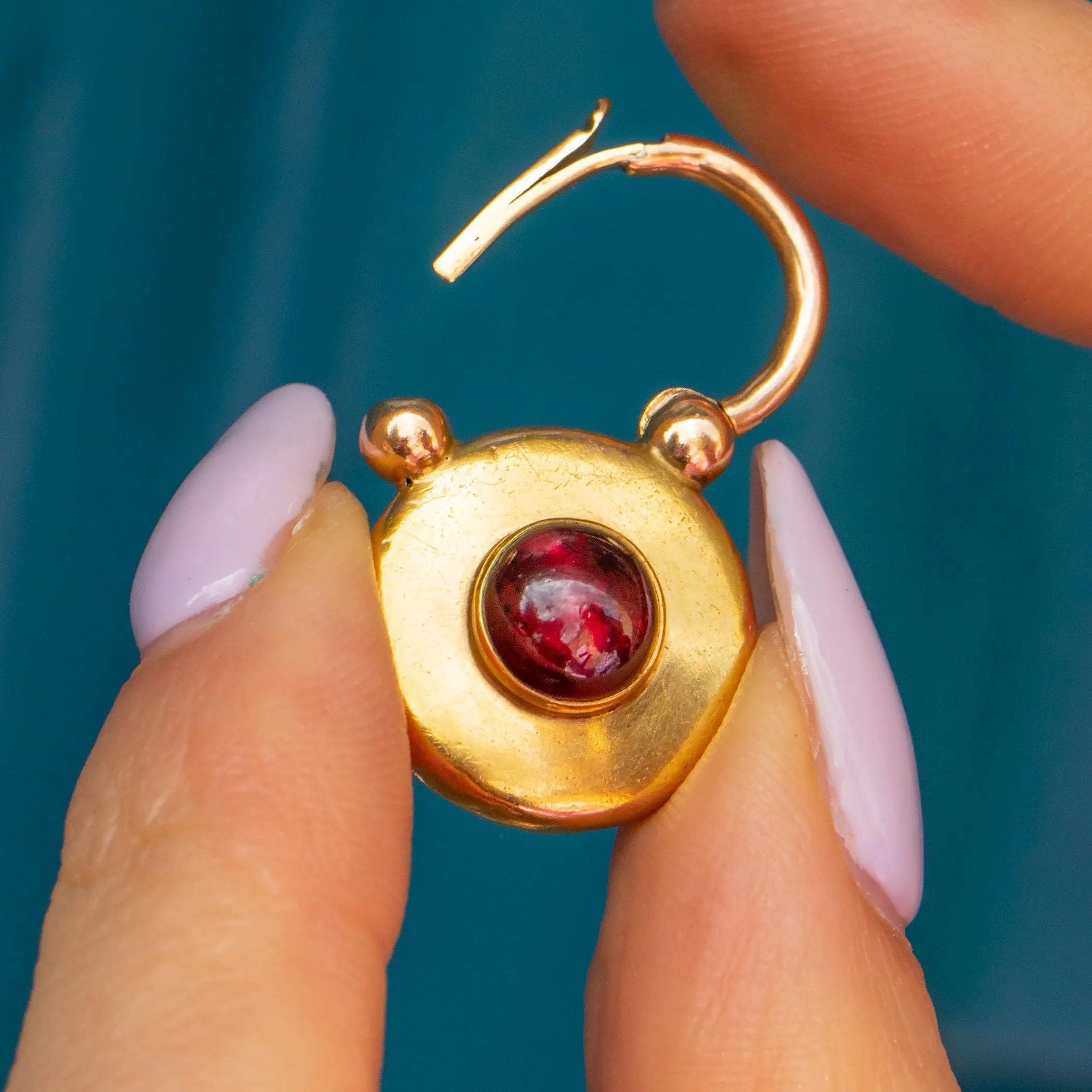 Antique 15ct Gold Round Garnet Padlock, 2.00ct