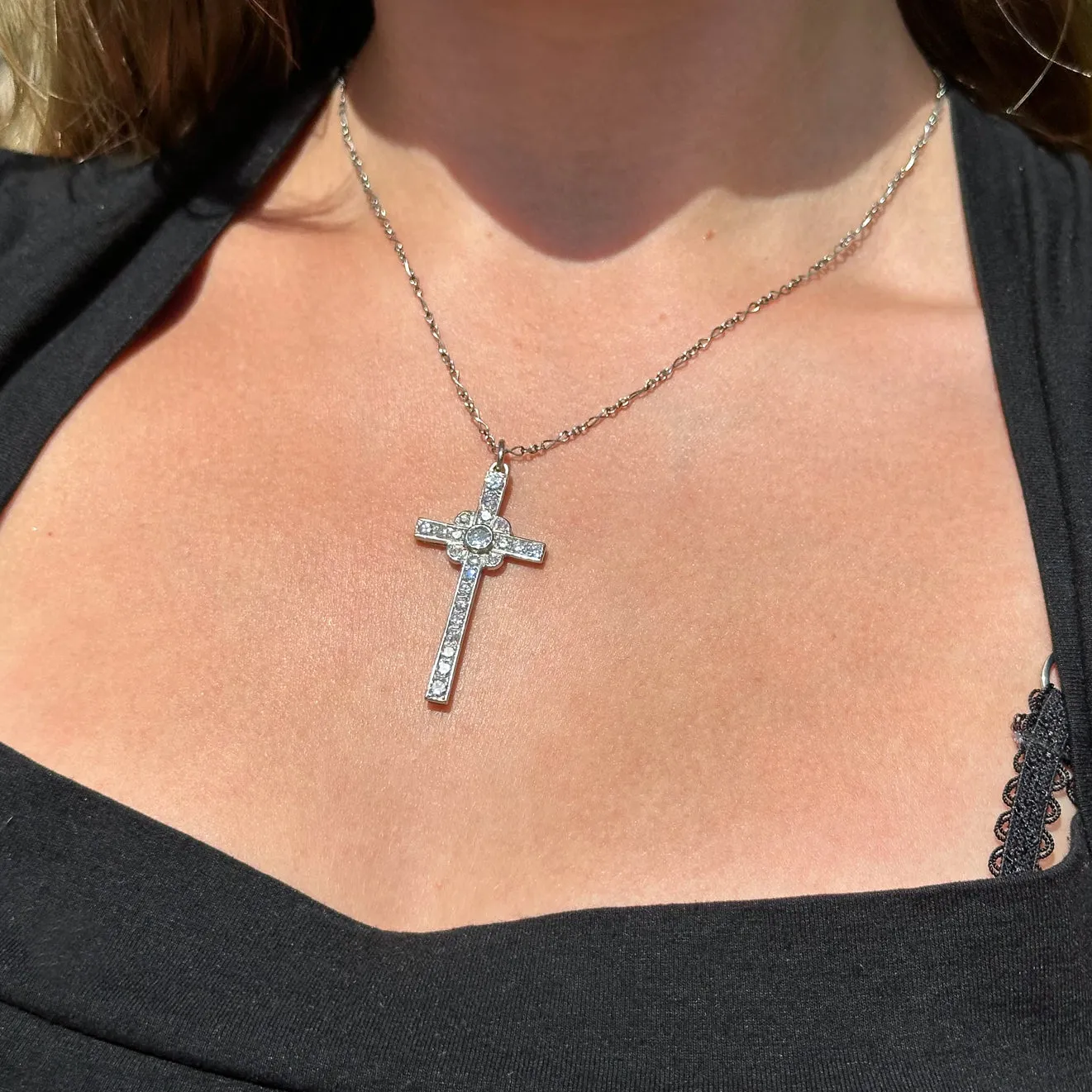 Art Deco Diamond Cross Pendant Necklace 18ct Gold 1.8ct Total