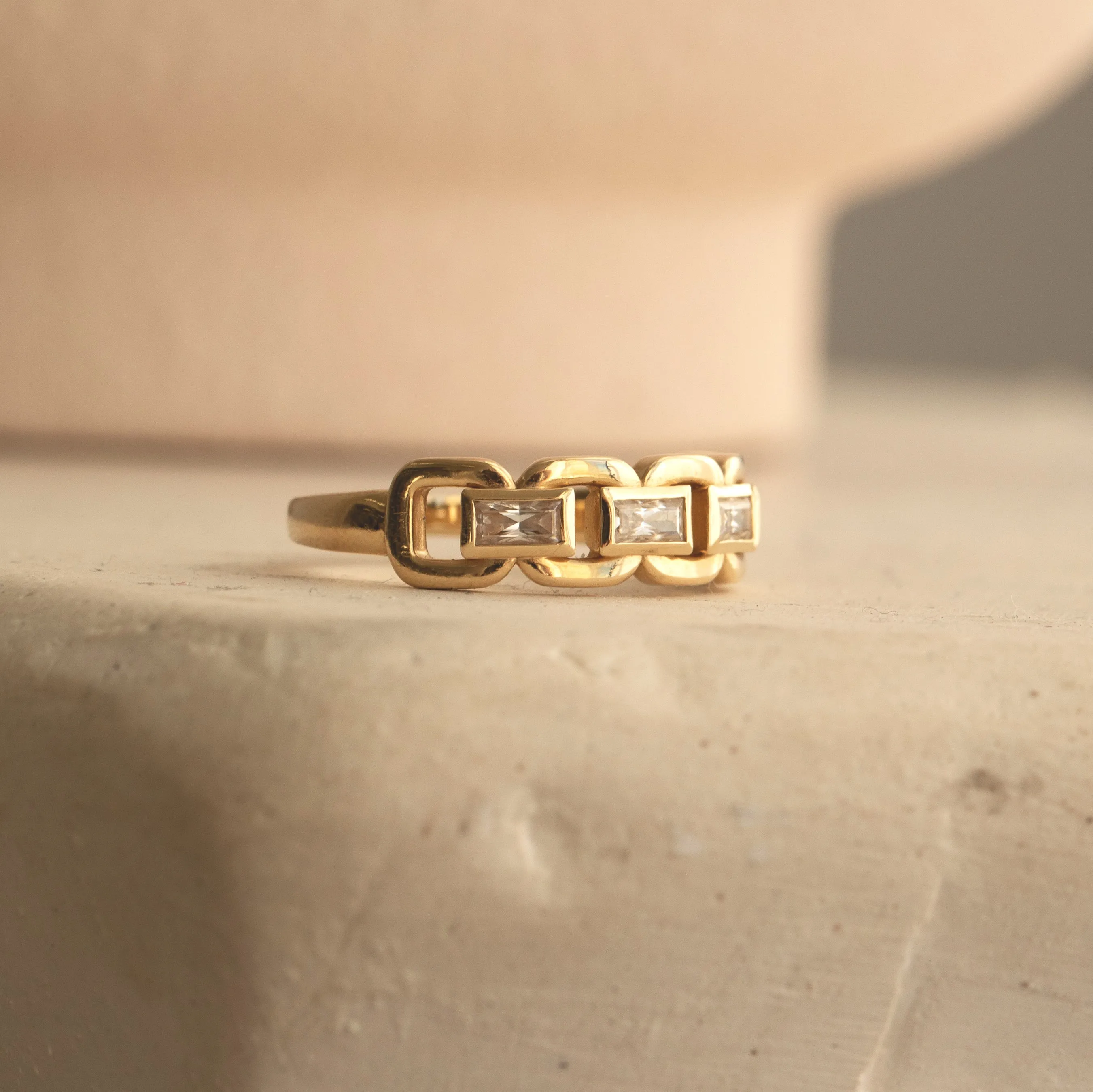 C'est Moi Link Ring