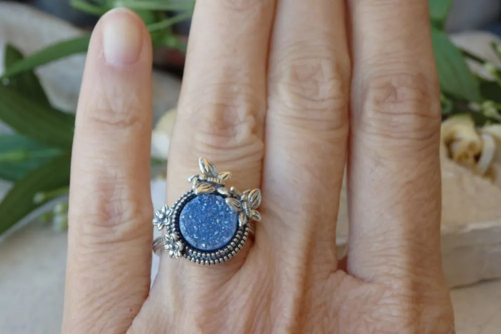 Druzy agate ring
