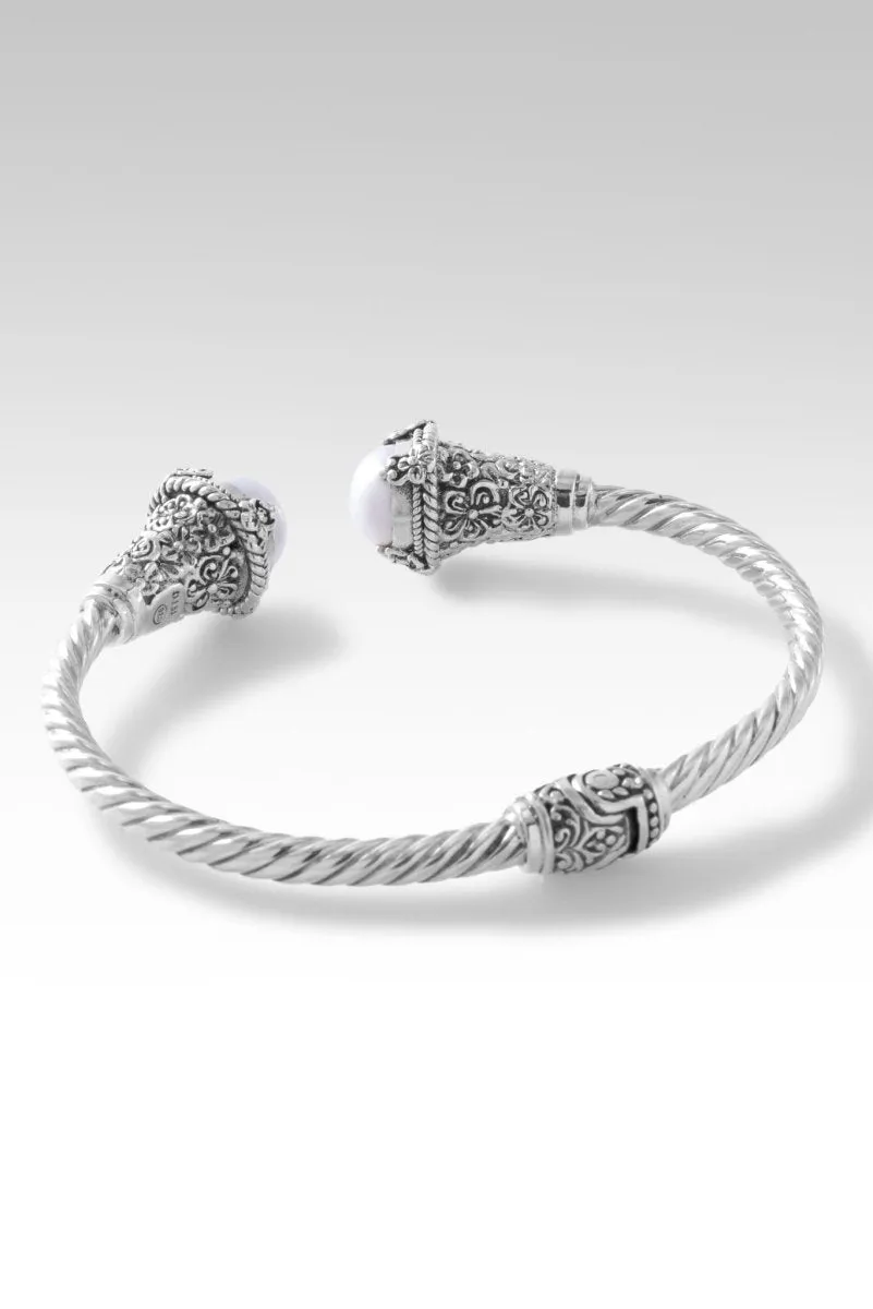 Forgive Freely Tip-to-Tip Bracelet™ in Freshwater Pearl