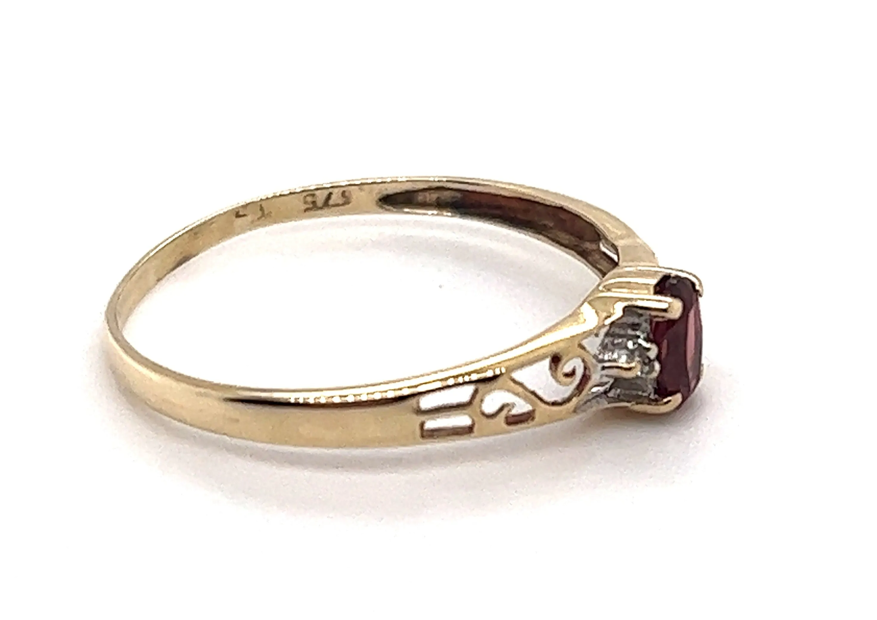 Garnet & Diamond Yellow Gold Ring