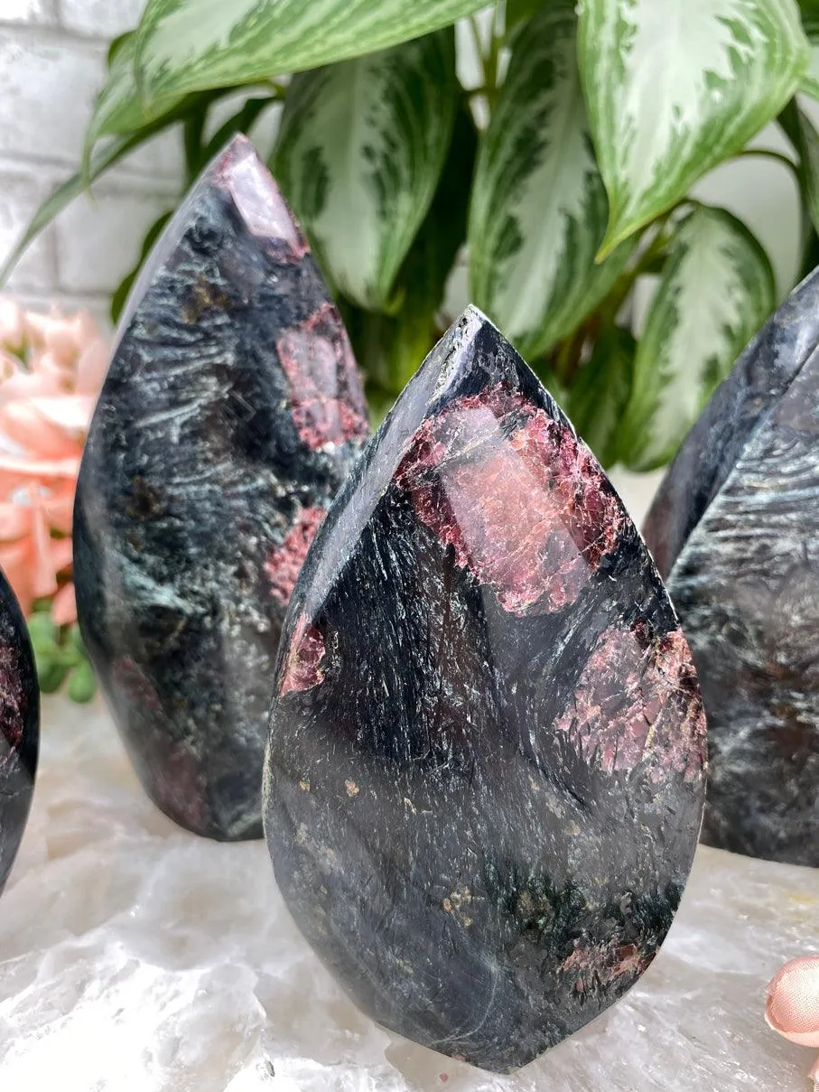 Garnet Fuchsite Flames
