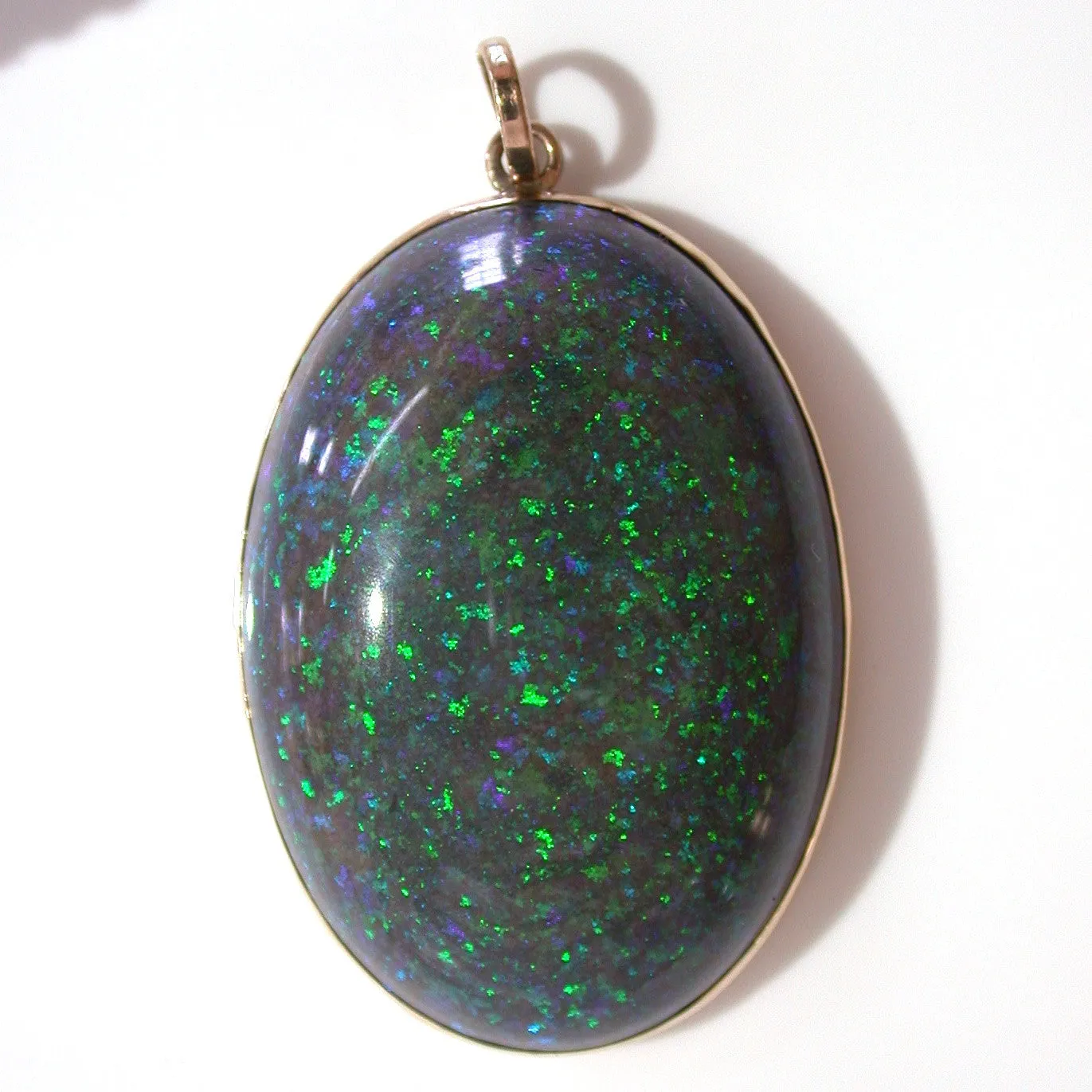 Green Andamooka Matrix Pendant 9k