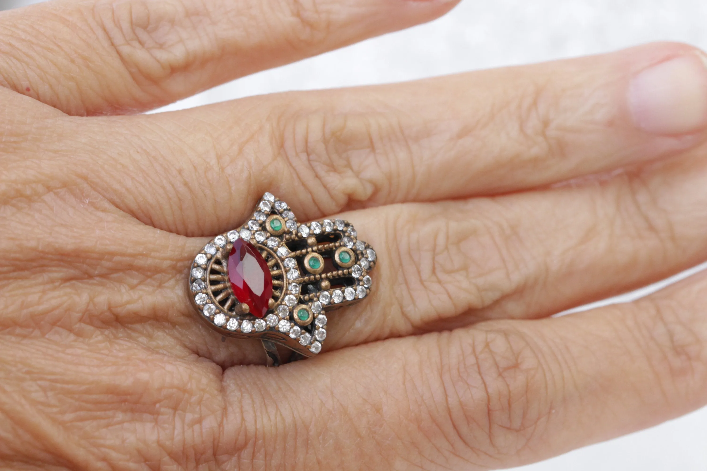 HAMSA RUBY Emerald RING