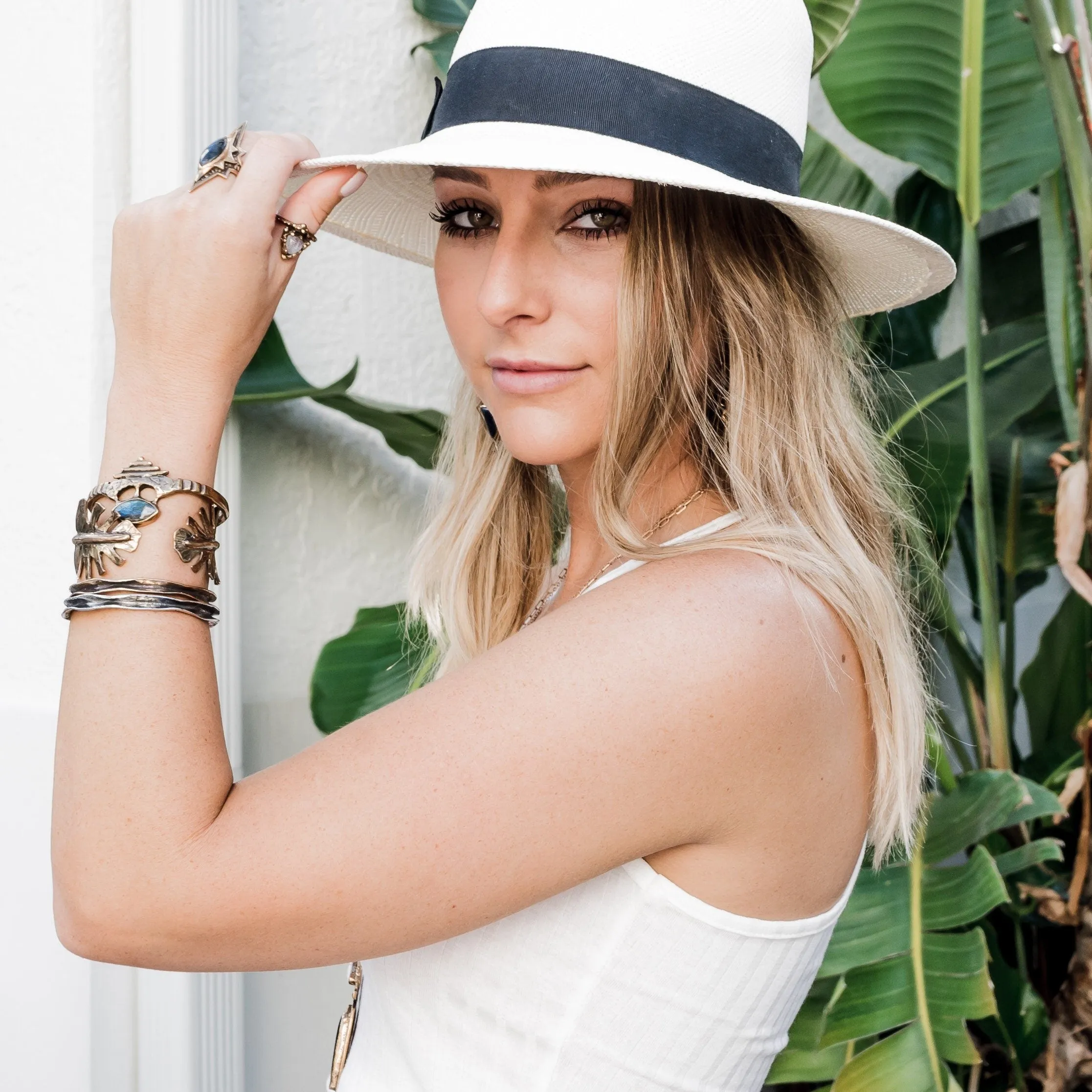 INGRID / Wave Cuff Bracelet