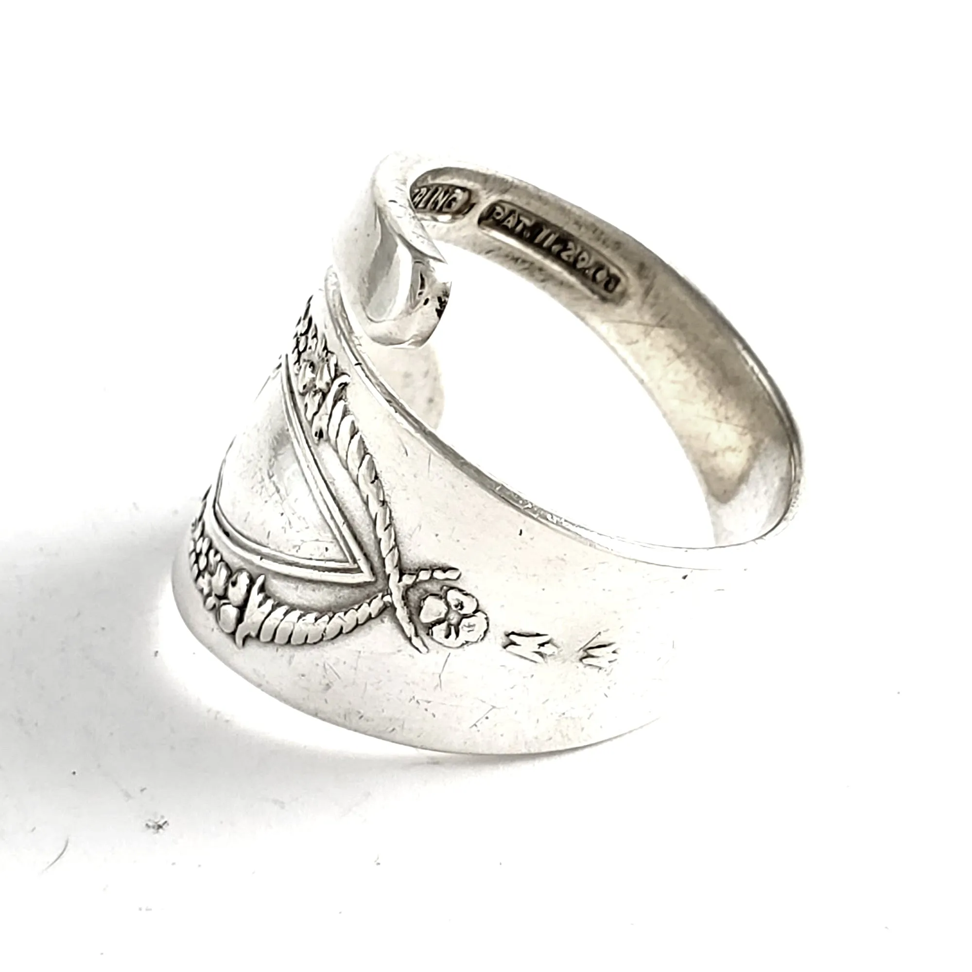Lunt Mount Vernon Sterling Silver Wrap Around Spoon Ring