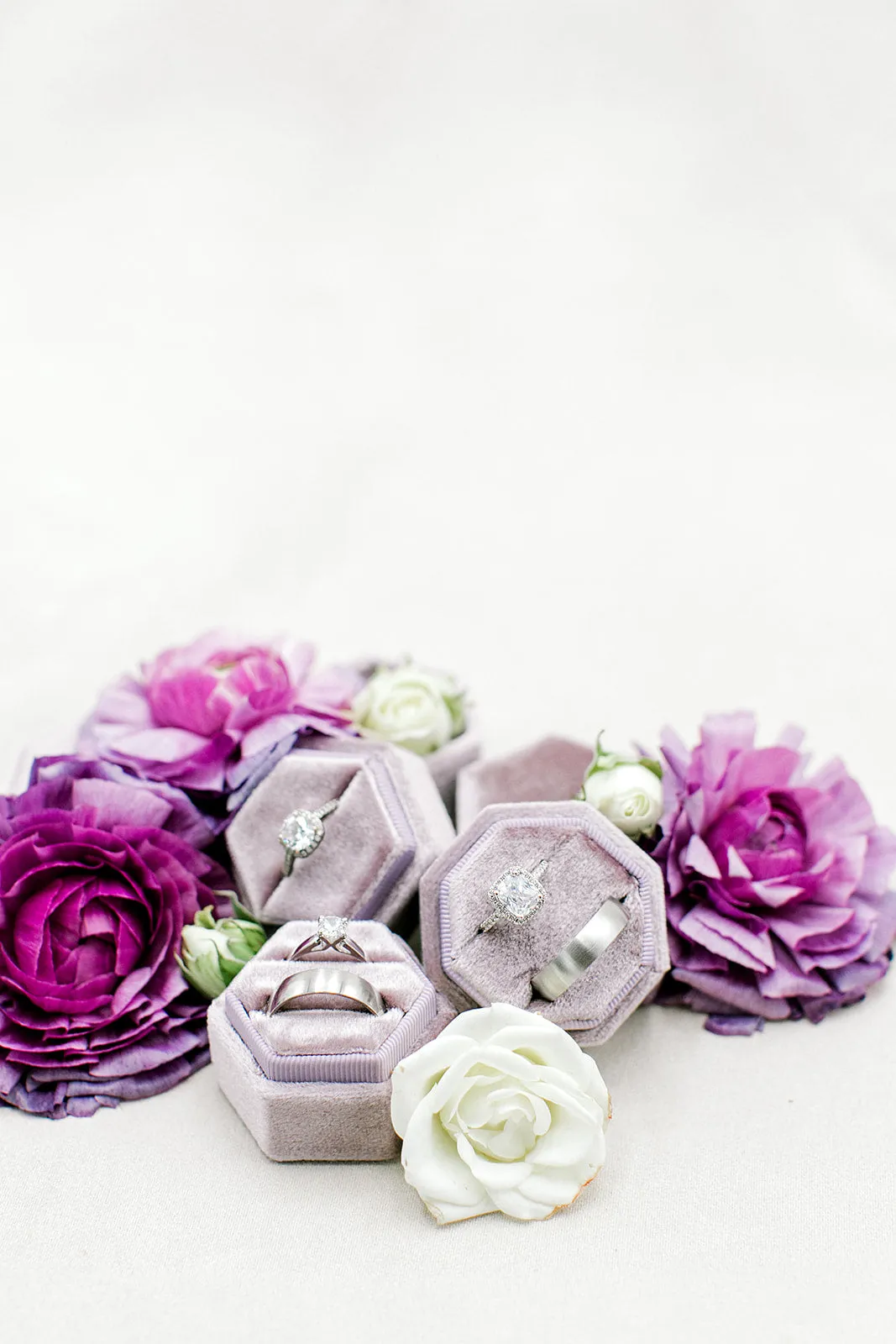Mauve Light Purple Velvet Round Octagon Ring Box