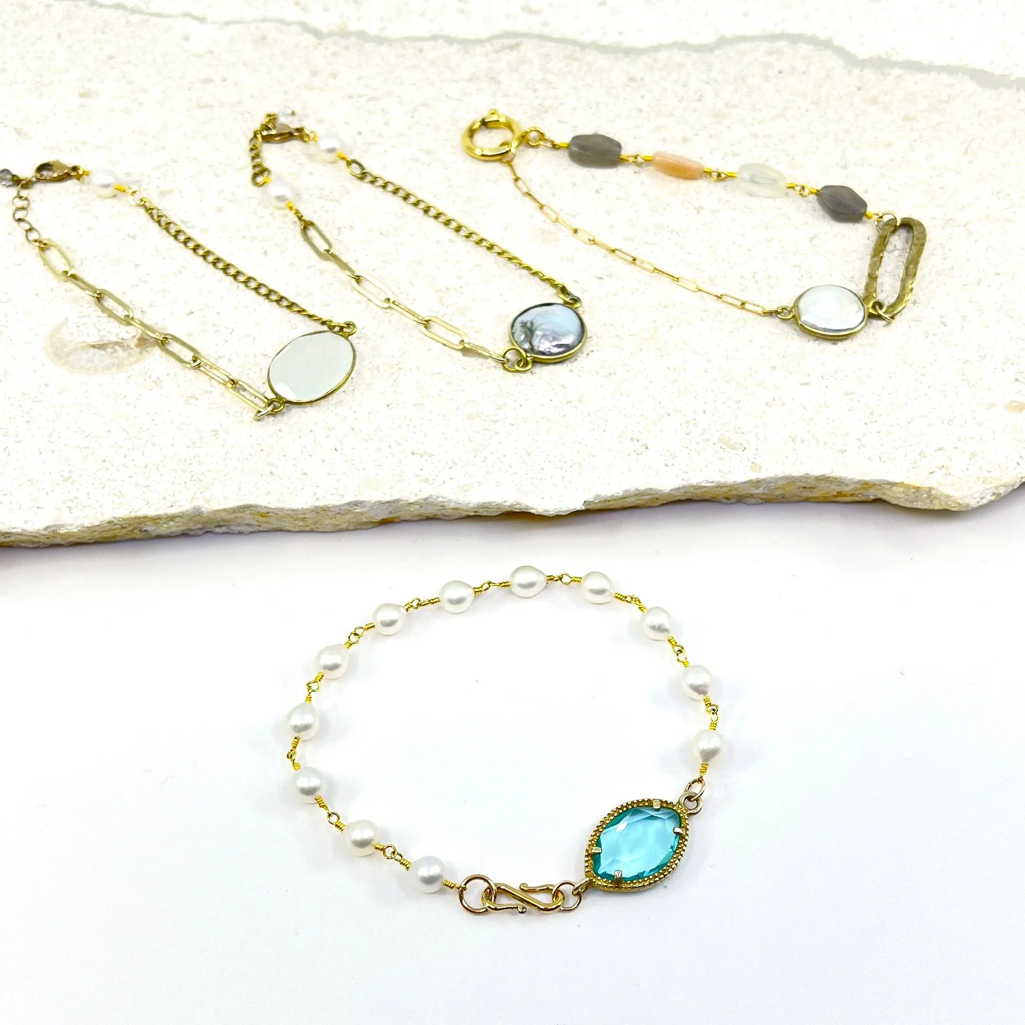 Mixed with Bronze Bracelet