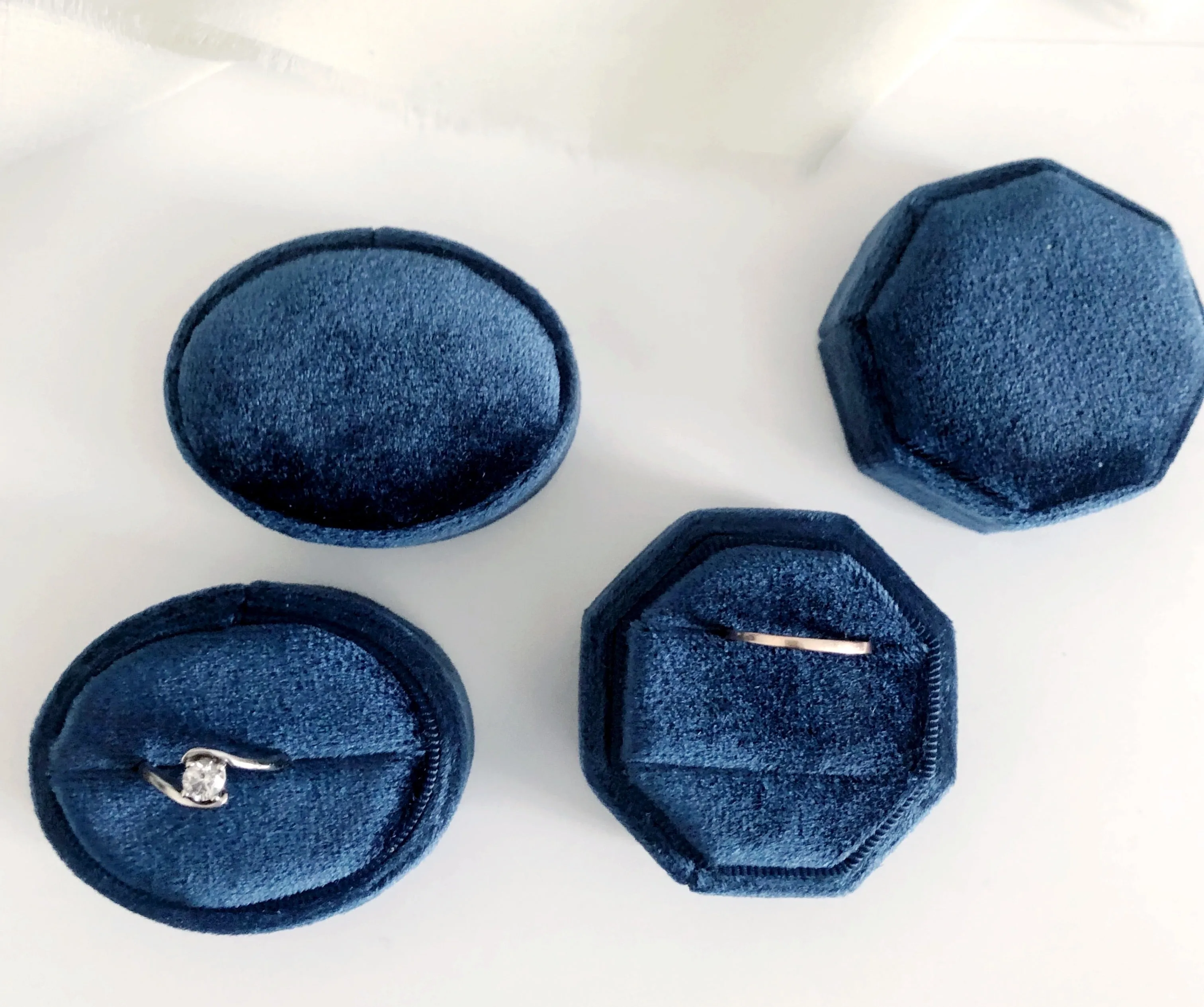 Navy Blue Velvet Horizontal Oval Ring Box