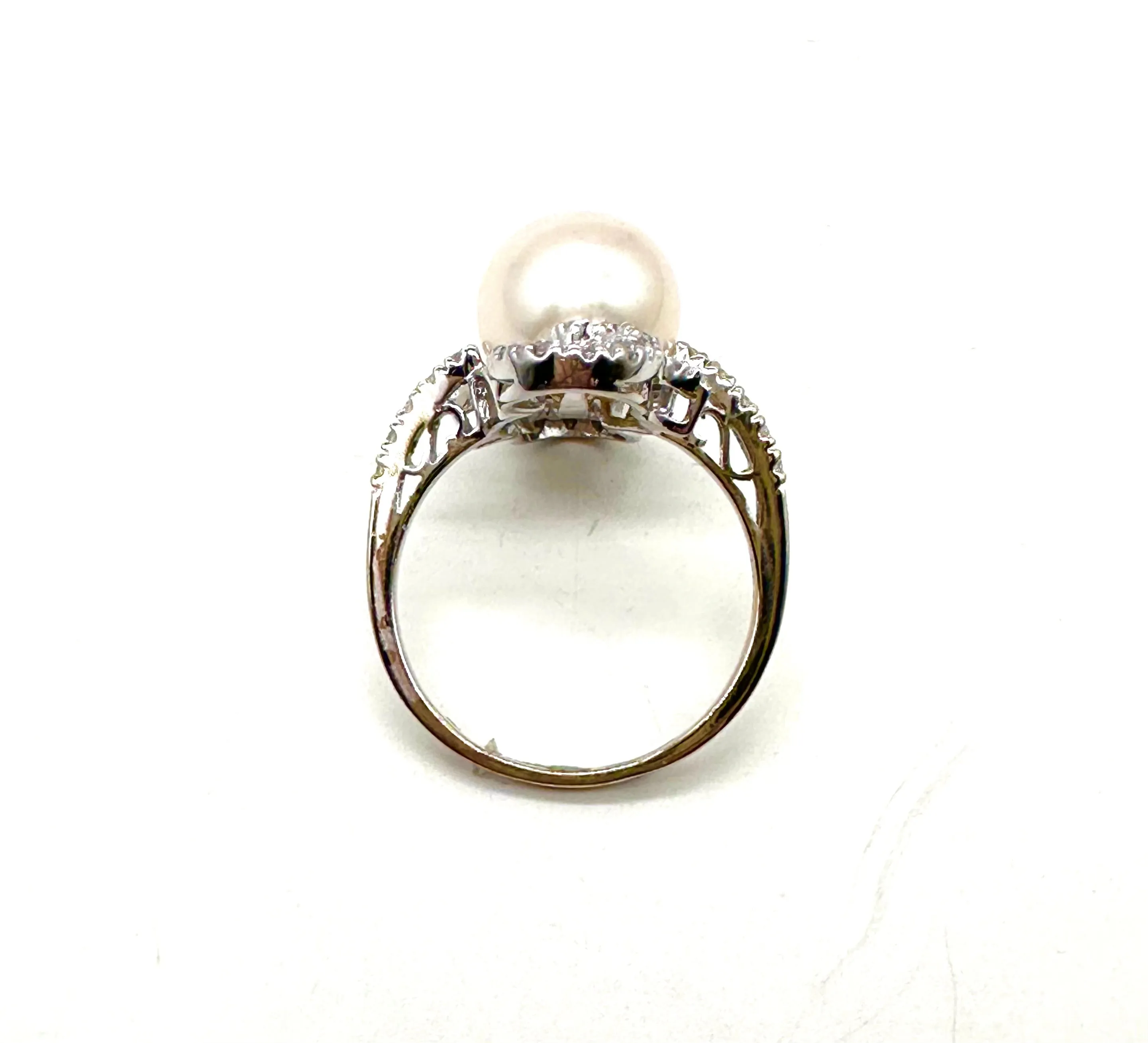 Pearl and diamond swirl ring