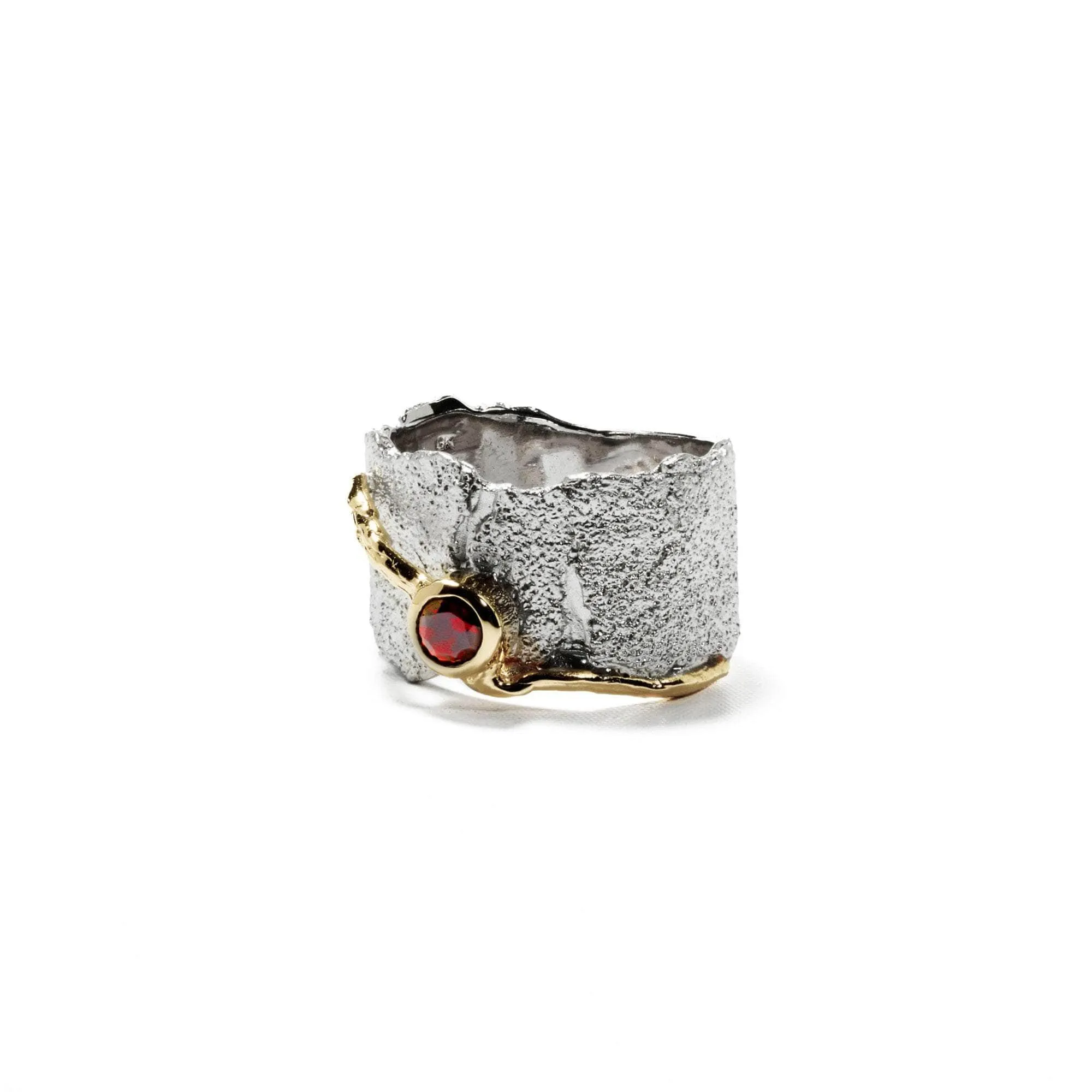 Revele Garnet Ring
