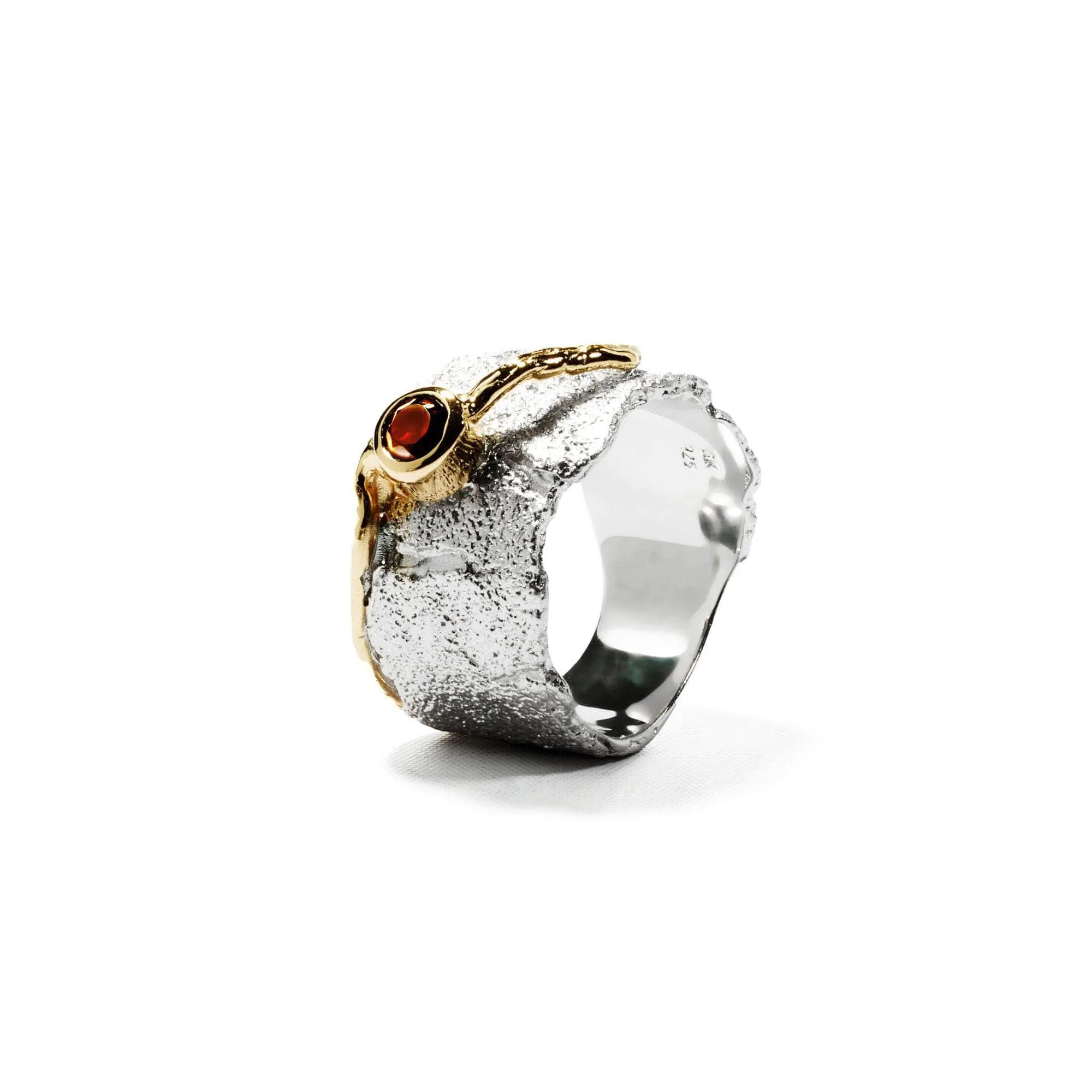 Revele Garnet Ring
