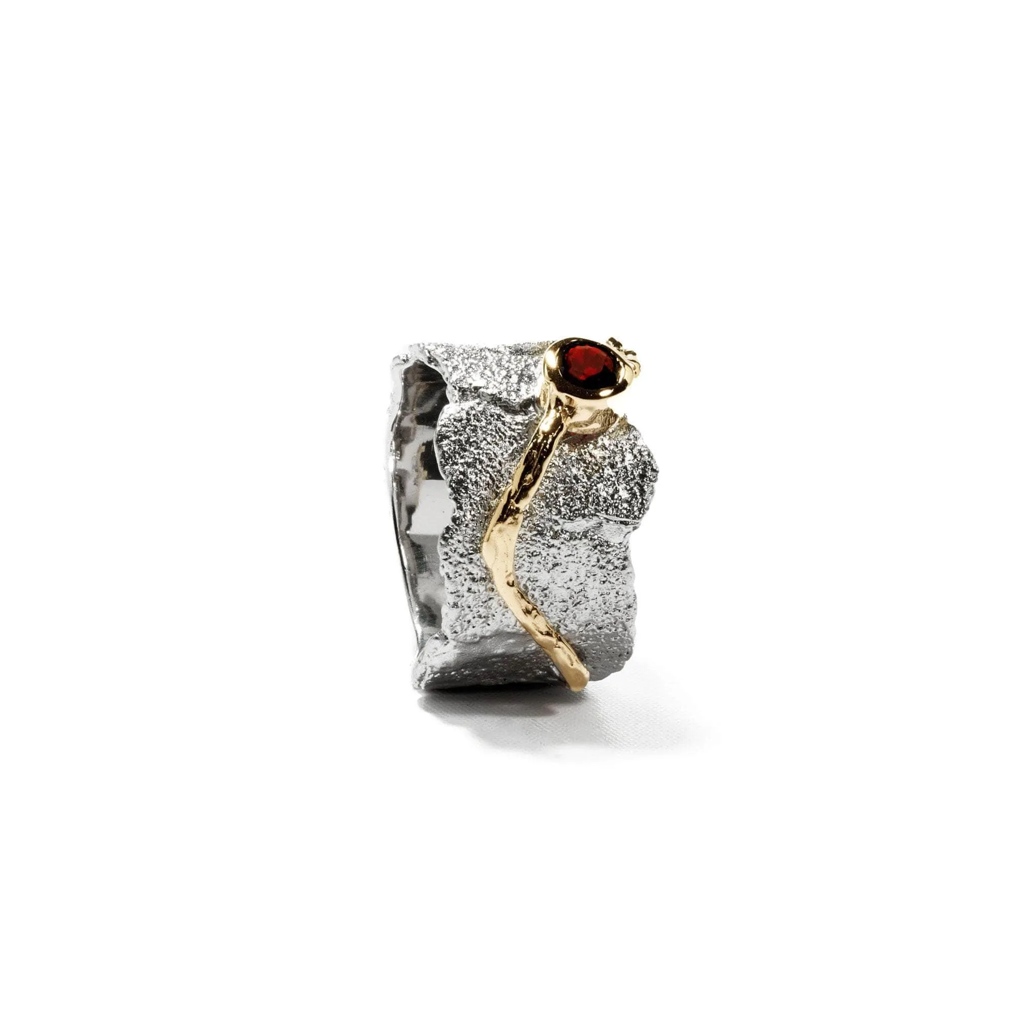 Revele Garnet Ring