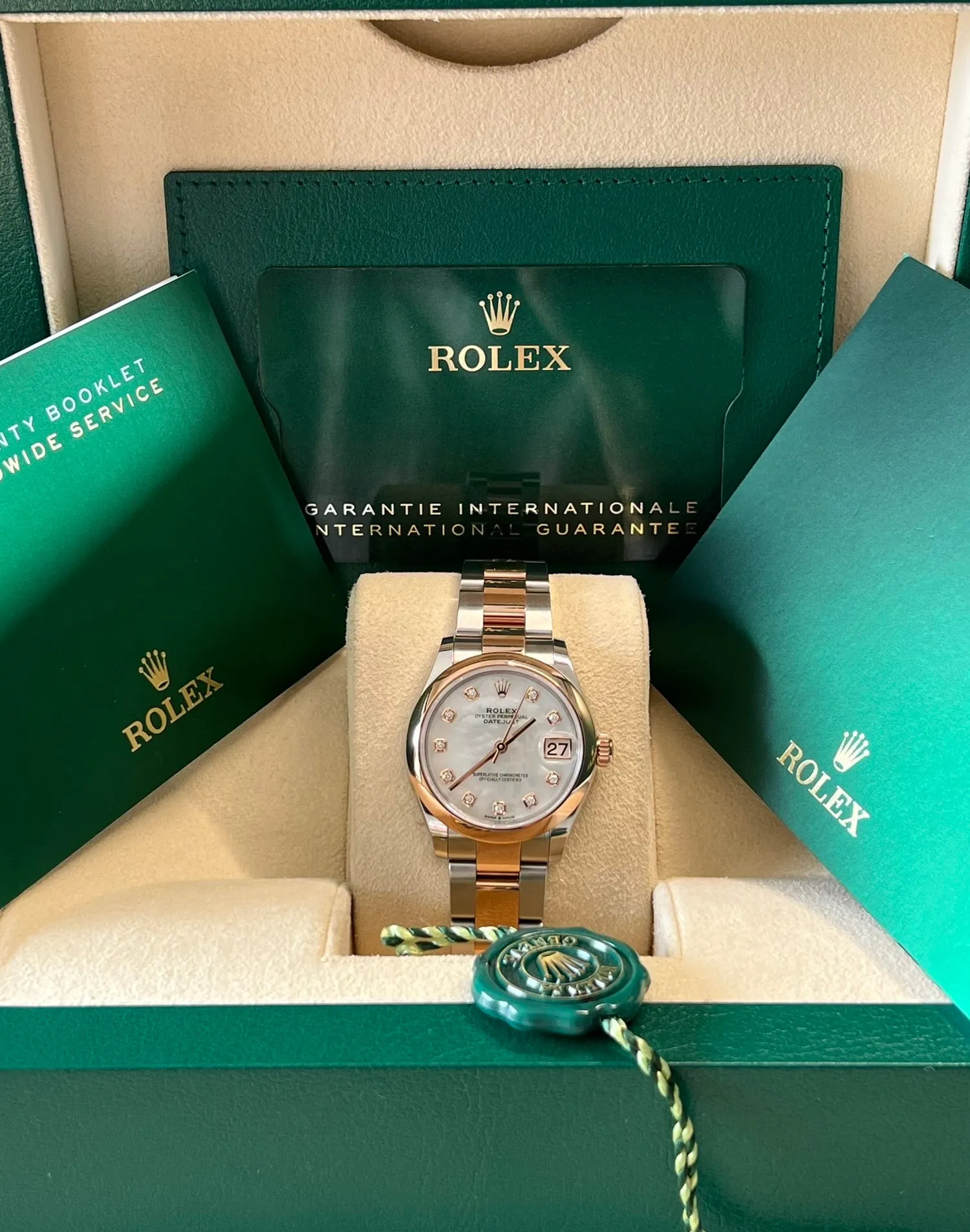 Rolex - Pre-owned Two Tone Rose Gold Datejust 31mm Mother of Pearl (MOP) Diamond Dial Oyster Bracelet 278241