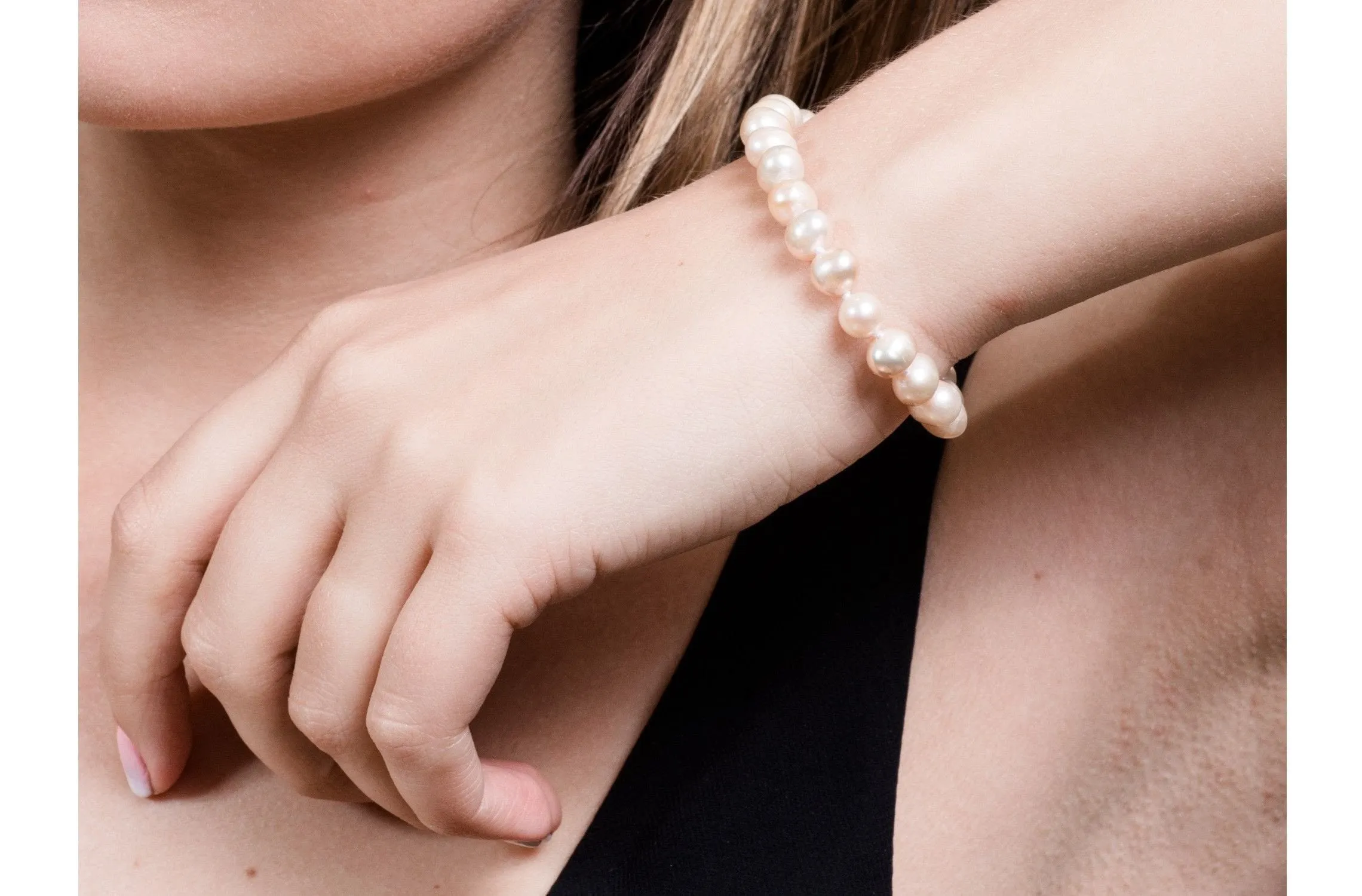 Single Strand Peach Freshwater Pearl Bracelet 8mm