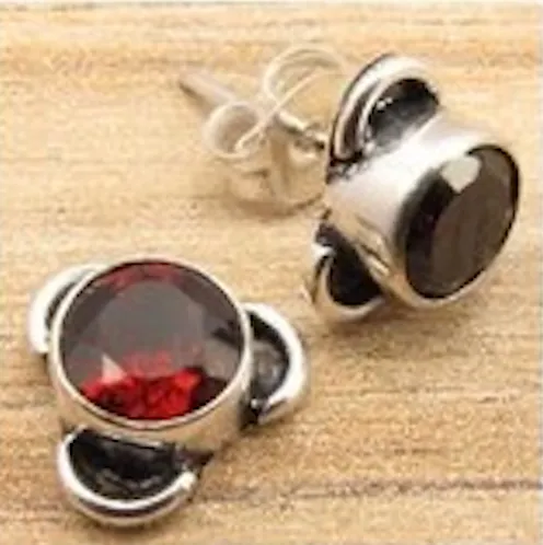 Solid Silver Garnet Stud Earrings with Triple Curve Frame