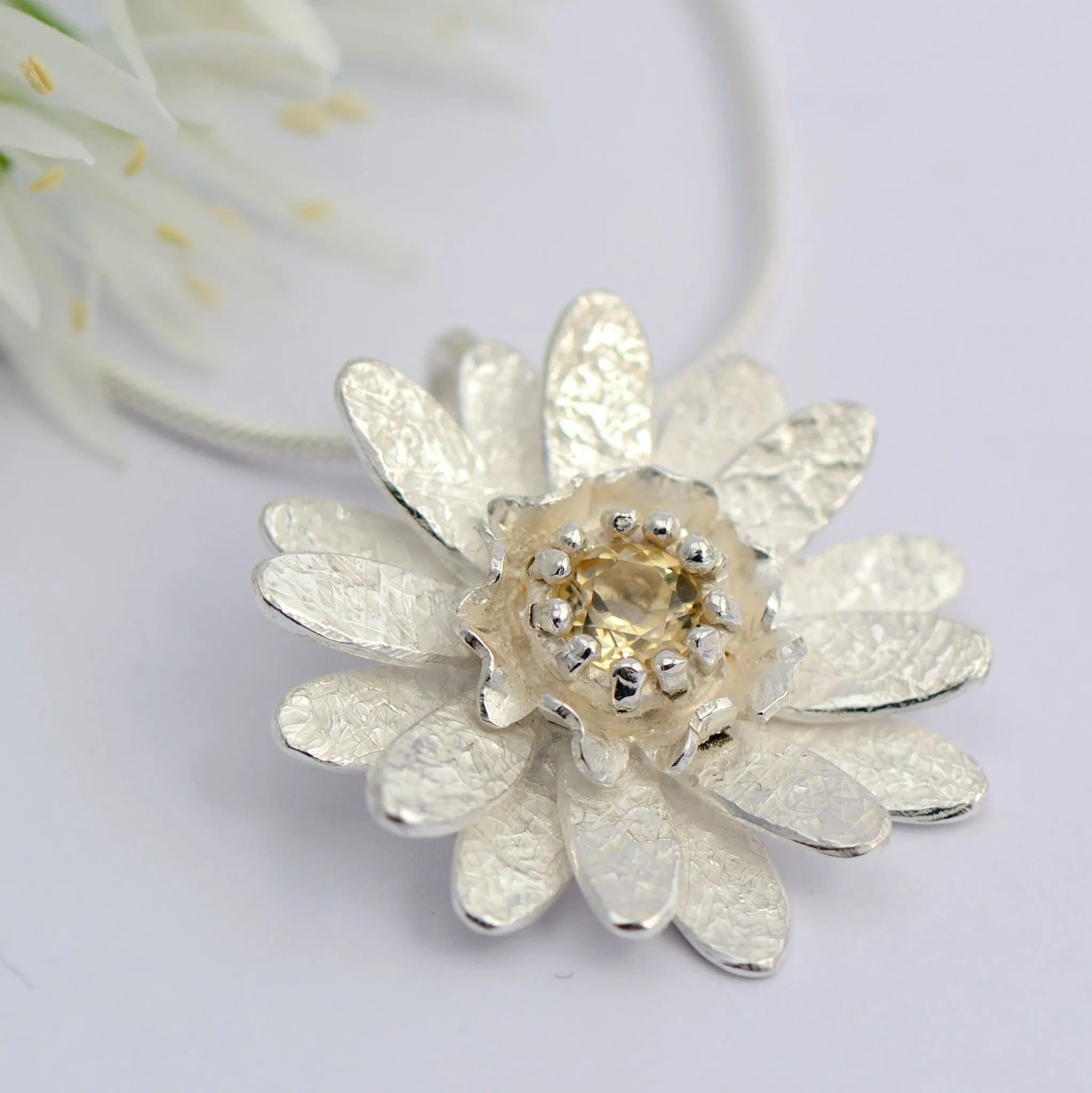 Sterling silver chrysanthemum yellow Topaz Pendant