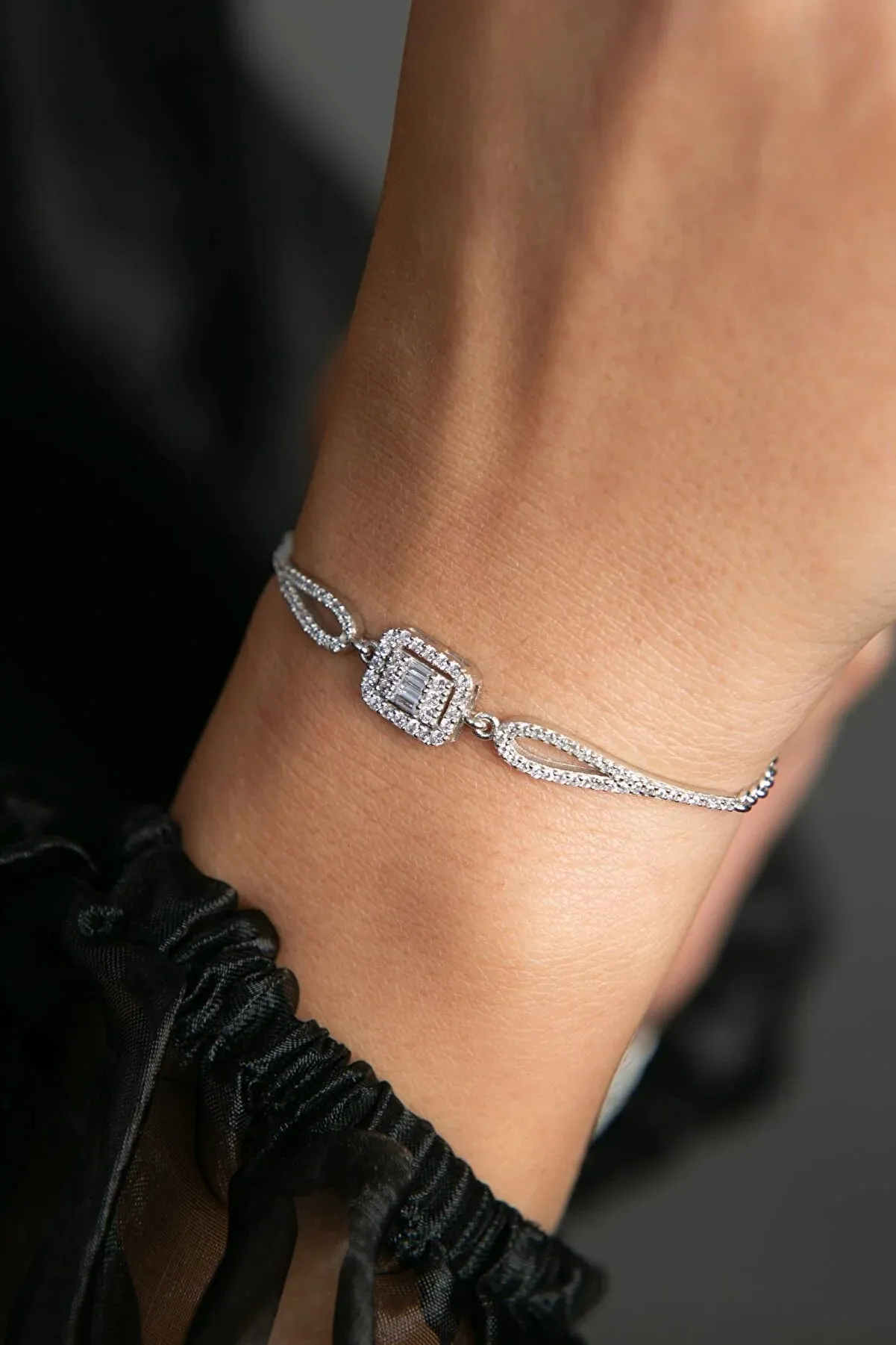 Timeless Solitaire Silver Bracelet