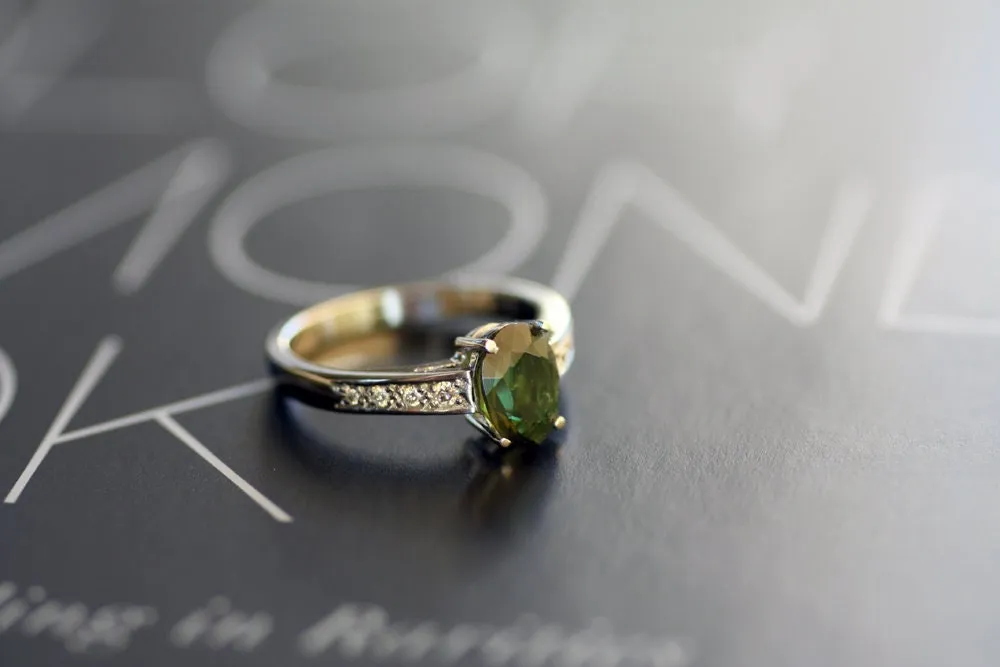 Tourmaline Diamond ring in White gold K18