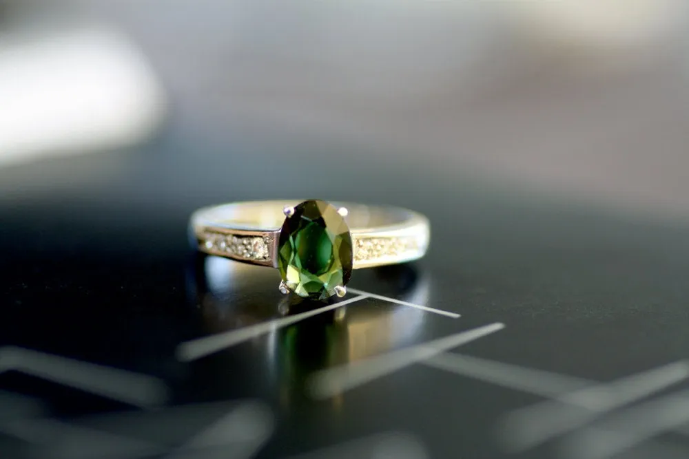 Tourmaline Diamond ring in White gold K18