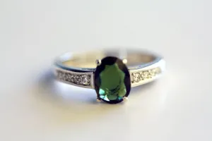 Tourmaline Diamond ring in White gold K18