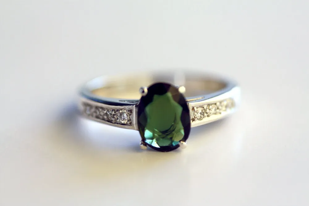 Tourmaline Diamond ring in White gold K18