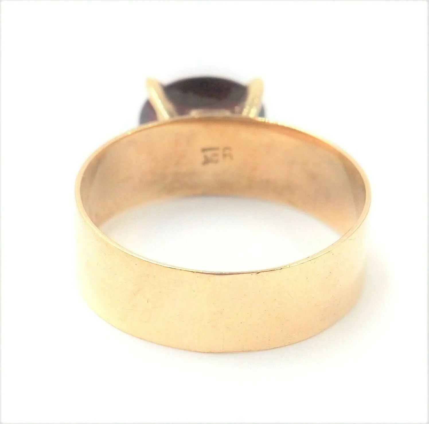 Vintage 9ct Yellow Gold Garnet Ring