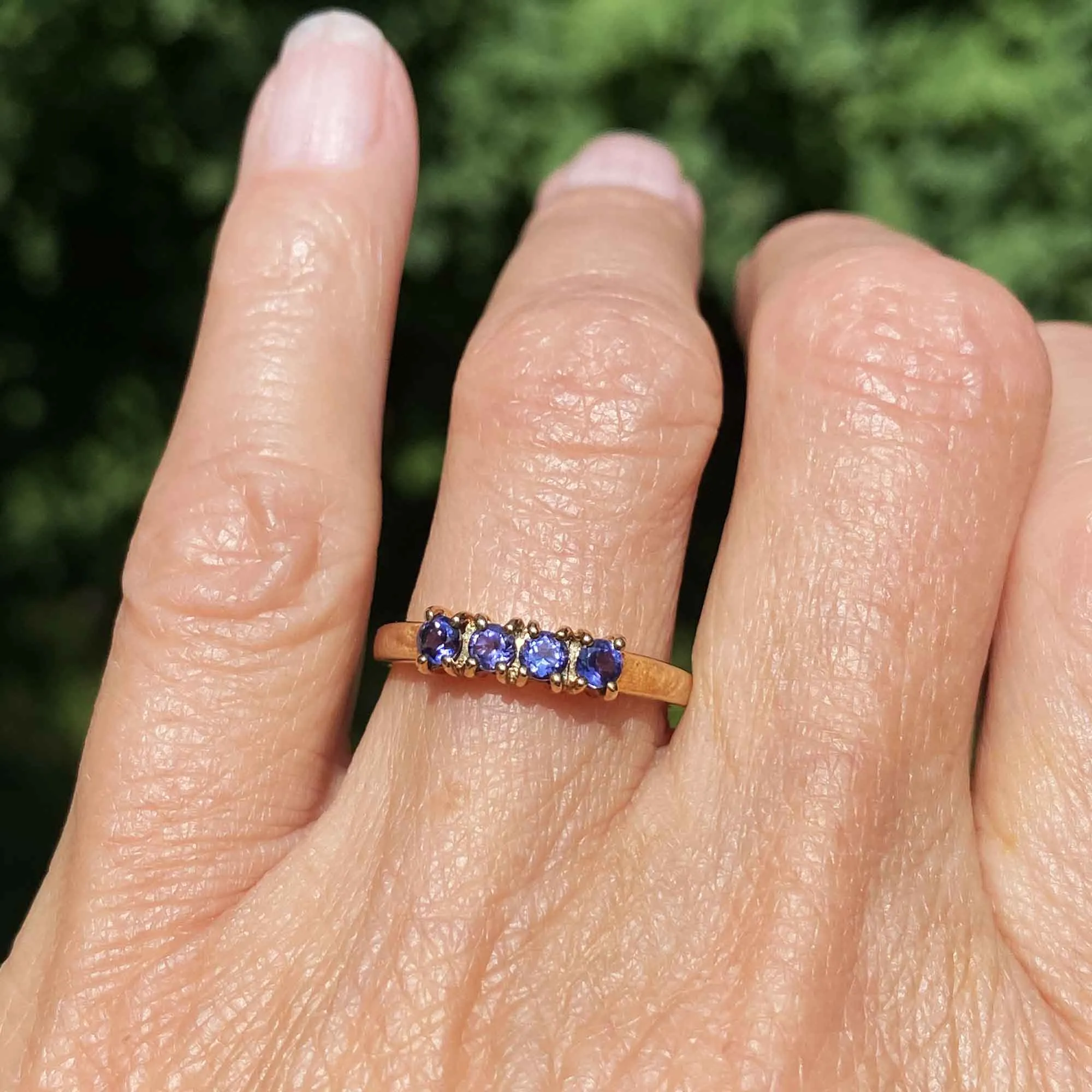 Vintage Four Stone Violet Tanzanite Ring Band in Gold